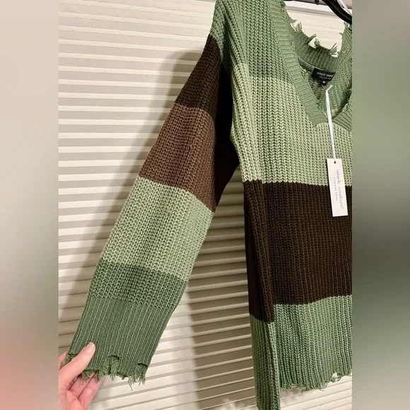 Women’s Simply Southern Green and Brown Striped Distressed Sweater Size Medium - Picture 5 of 12